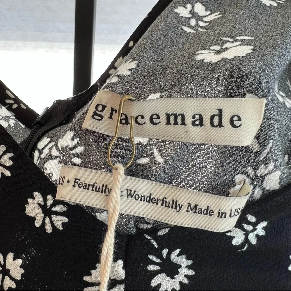 Gracemade Ditsy Floral Print V Neck Jumpsuit Black White Xs Made In Usa Nwt Chic — image 5 of 8